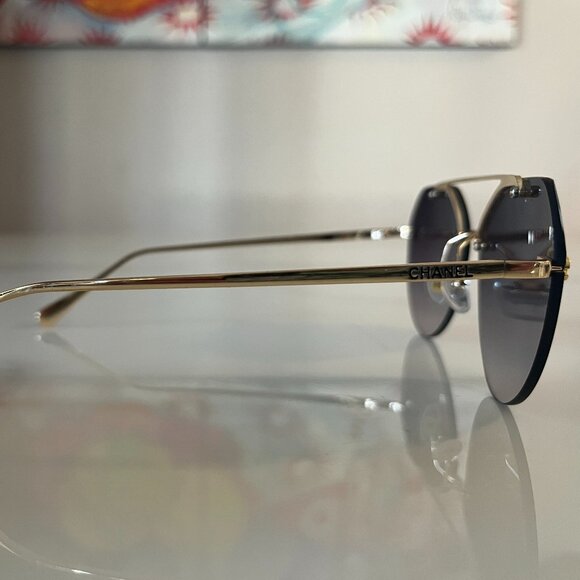 CHANEL CH052 Rimless Sunglasses | Gold | Pristine Condition